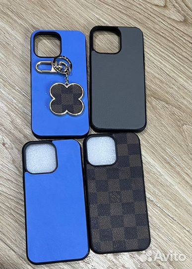 Чехол на iPhone