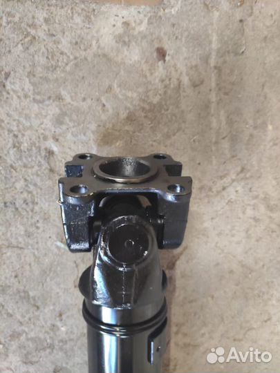 Карданный вал передний Toyota Land Cruiser 100