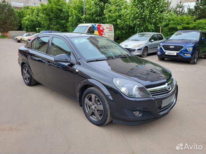 Opel Astra 1.8 AT, 2012, 180 000 км