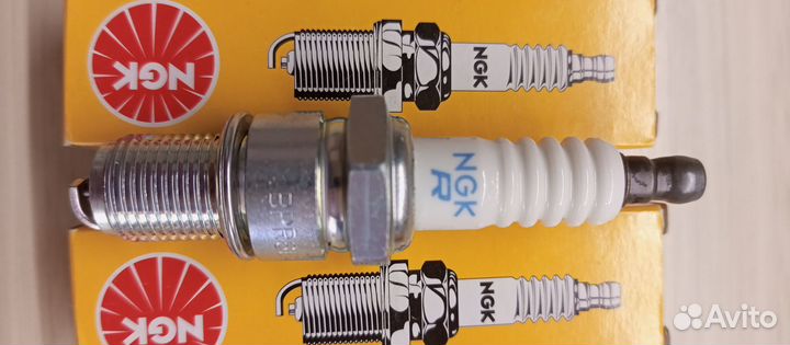 Свечи зажигания NGK bpr6es