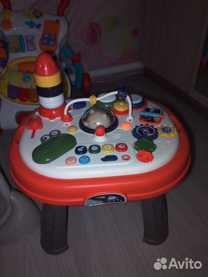 Развивающий стол