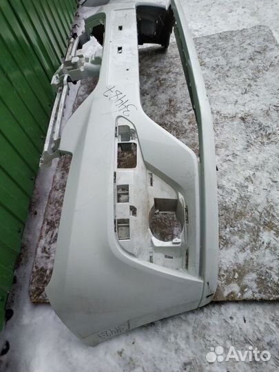 Renault logan с 2018 года бампер передний