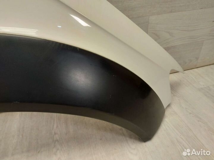 Крыло переднее правое Audi Q7 2005-2015