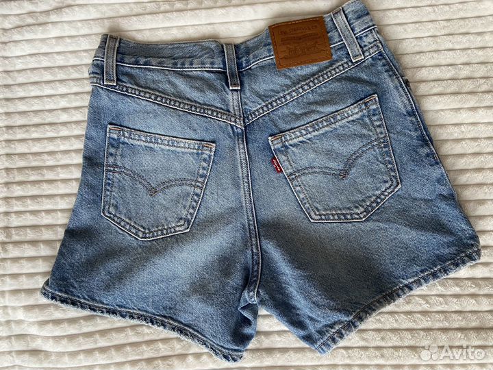 Джинсовые шорты