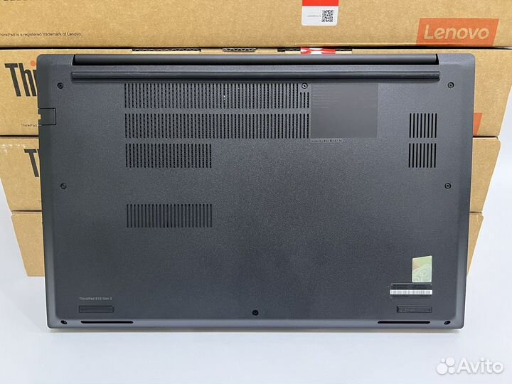 New ThinkPad E15 Gen 2 i5-11th 8GB DDR4 256GB NvME