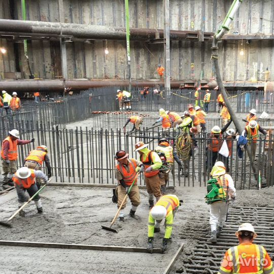 Подсобный рабочий на стройку