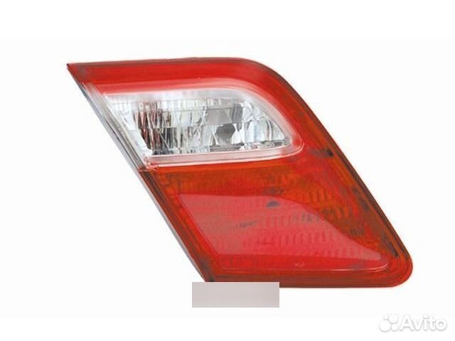 Фонарь внутренний задний левый Toyota Camry XV40
