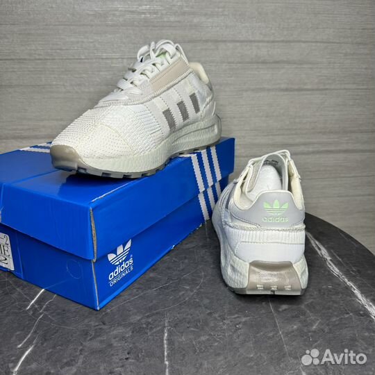 Adidas Retropy e5