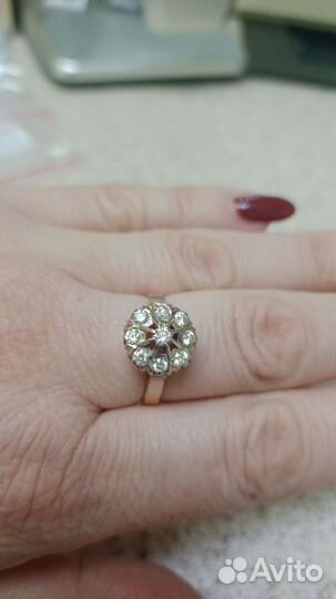 Золотое кольцо 583 пробы,с бриллиантами