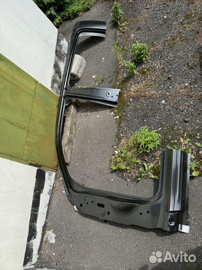Левая боковина Dodge ram 1500 2019+