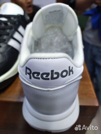 Reebok Classic кожа белые кроссовки размеры 39-42