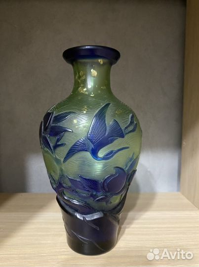 Ваза 20 см антикварная, дефект