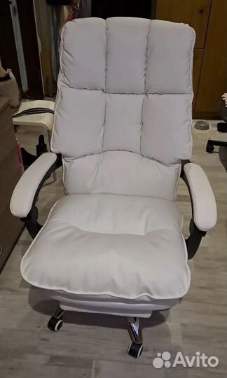 Компьютерное игровое (геймерское) кресло. Новые