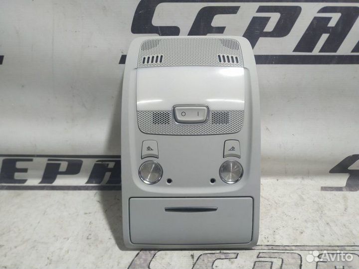 Плафон салона Audi Q5 8R 2012—2017