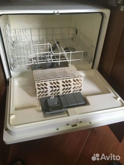 Посудомоечная машина Electrolux ESF 2440