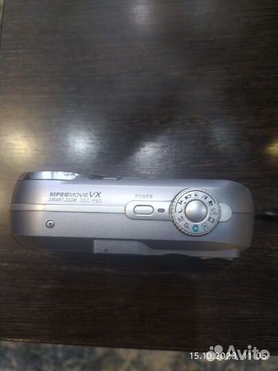 Компактный фотоаппарат