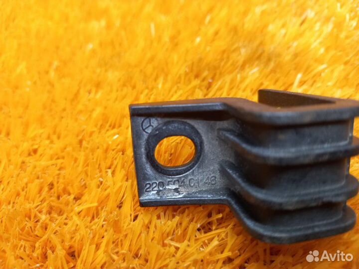 Крепление радиатора Mercedes-Benz S-Class W220