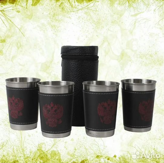 Набор металлических рюмок