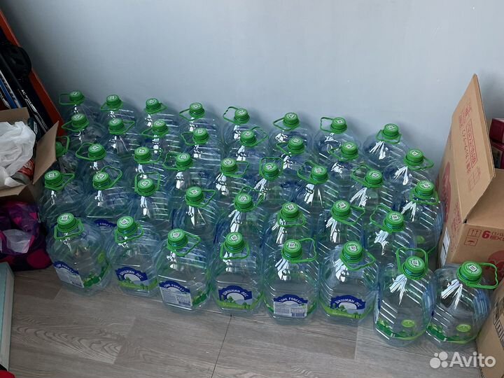 Полиэтиленовые бутылки 5л