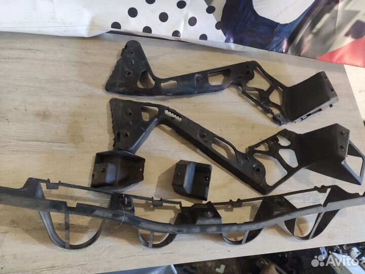 Крепления заднего бампера Ford Mondeo 4 Форд Монд