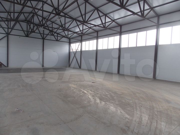 Склад, 300 м²