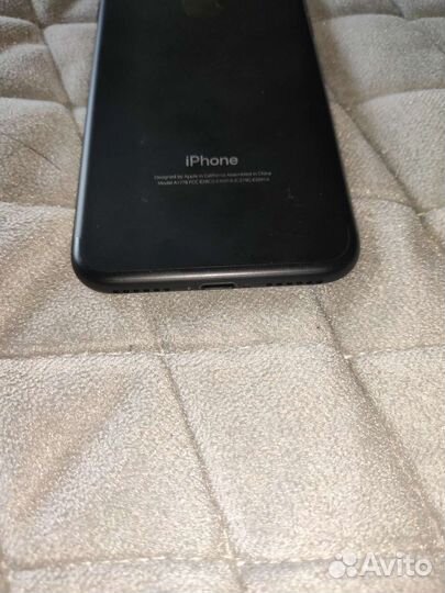 iPhone 7 128 идеал