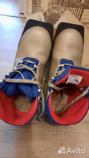 Лыжи, палки, ботинки, чехол