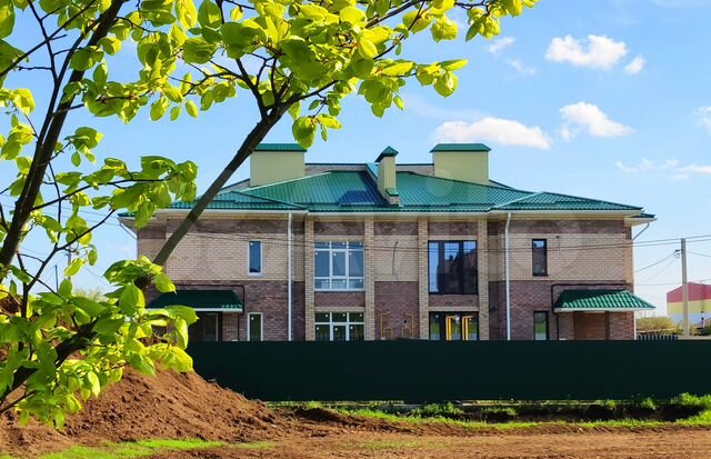 Дом 123 м² на участке 2 сот.