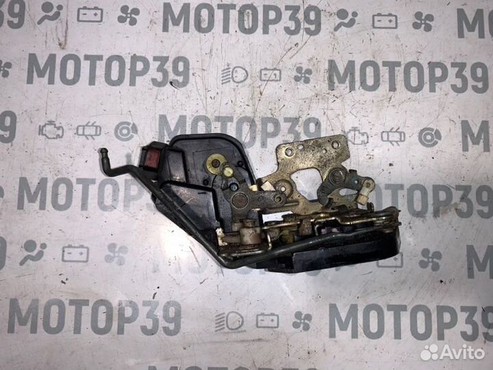 Замок двери передний левый Hyundai Tucson 2 2007