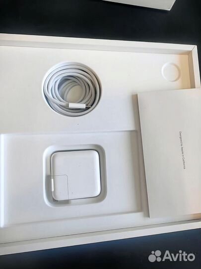 Macbook air 13 2024 m3 8gb 256gb