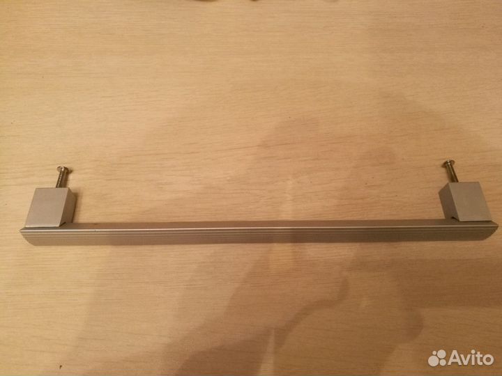 Ручки мебельные, алюминий (256 мм. boyard)