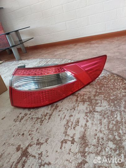 Правый задний фонарь Киа Рио 3