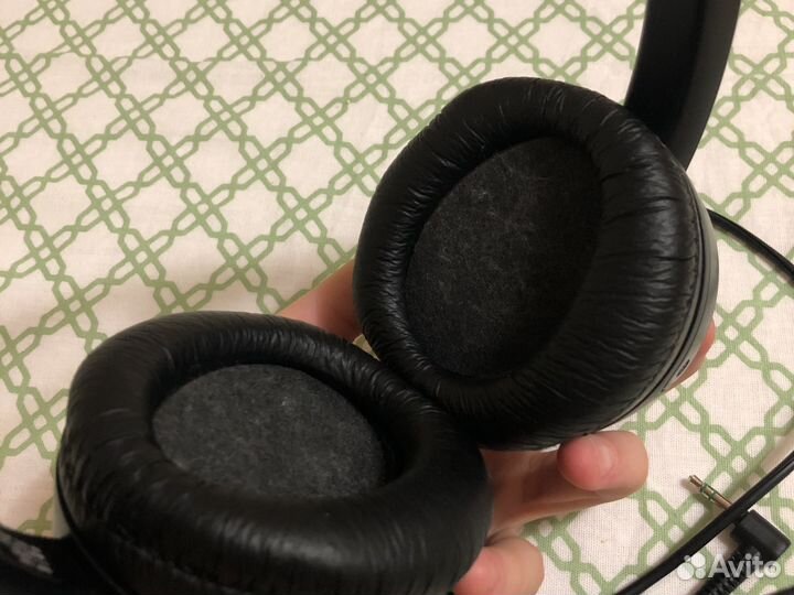 Нayшники Sony MDR-XD150