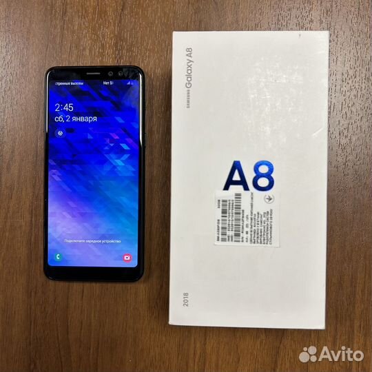 Телефон Samsung A8