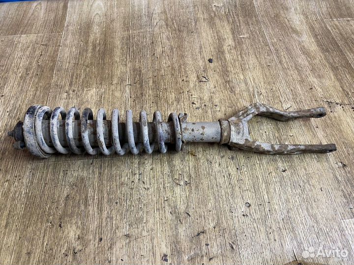 Амортизатор передний правый Цивик Fеrio 6