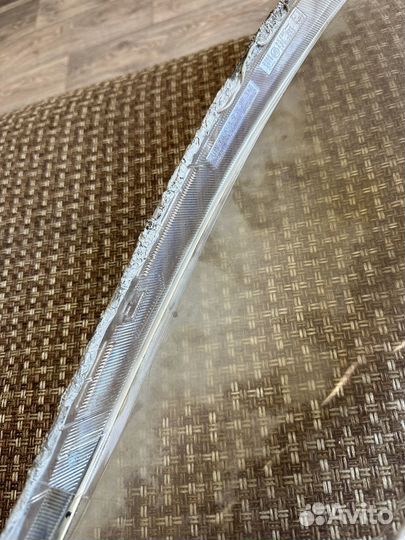 Стекло на фару chevrolet lacetti левое