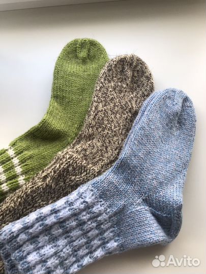 Вязаные носочки ручной работы