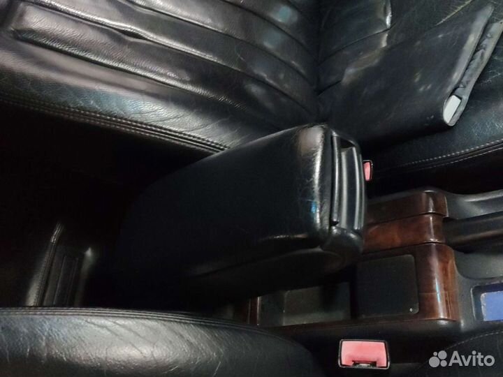 Центральный подлокотник Audi A6 C5