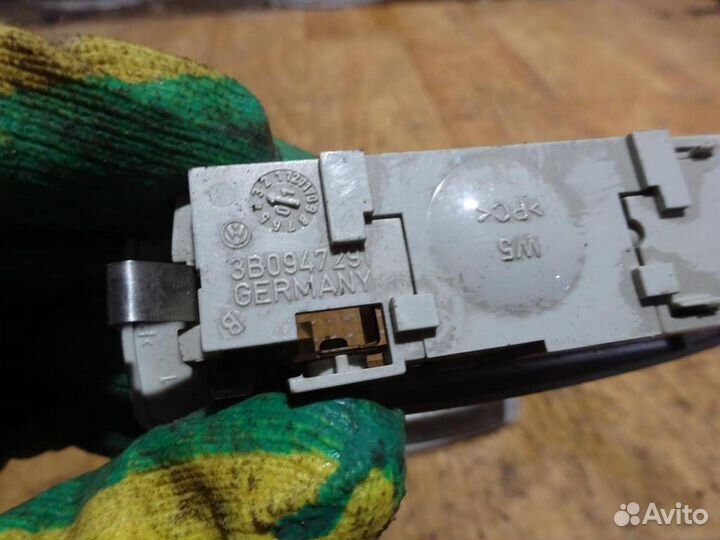 Плафон салонный Volkswagen Bora A4 1998-2005