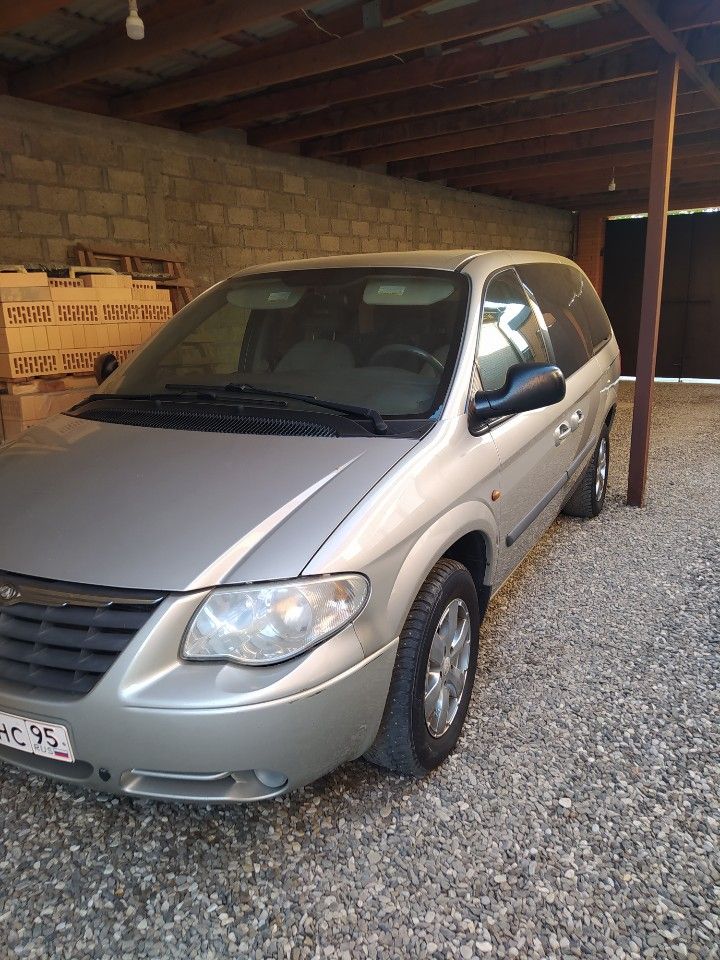 Chrysler Voyager: фото владельца