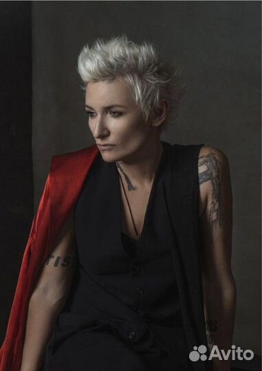 Диана Арбенина Ночные Снайперы автограф на металле