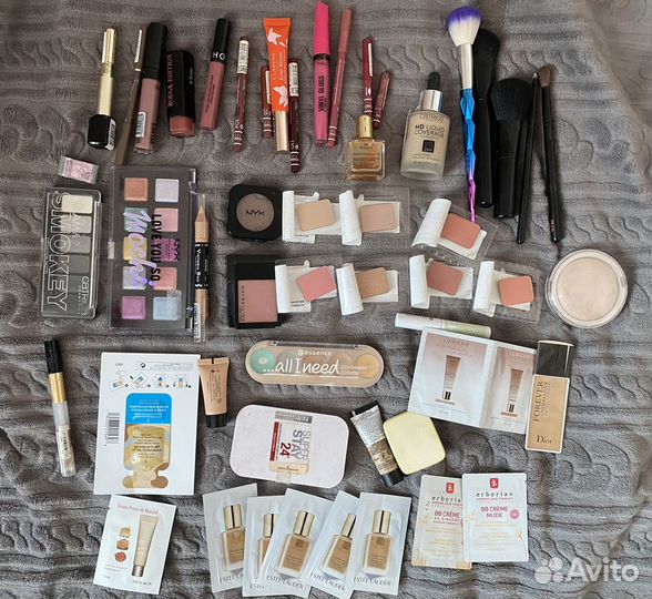 Готовая косметичка / Мужская и женская косметика