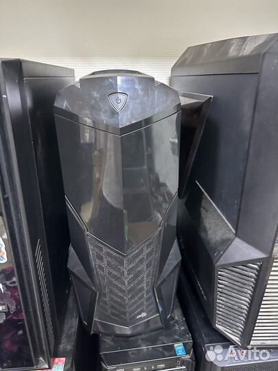 Компьютерные корпуса (Средний сегмент )