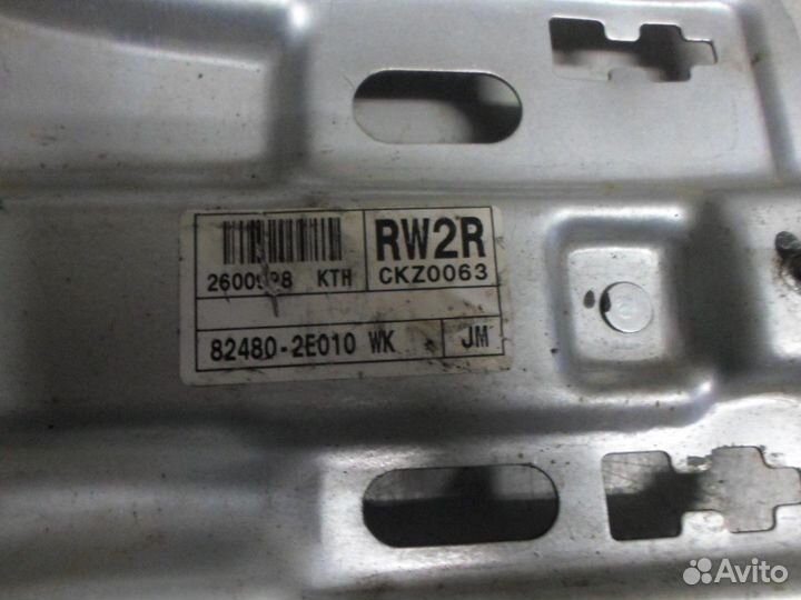 Стеклоподъемник передний правый (Hyundai Tucson)