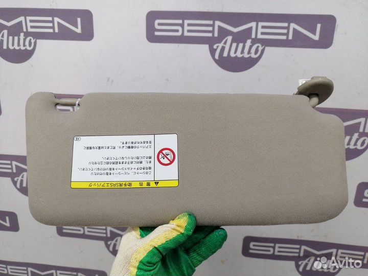 Козырек солнцезащитный левый Toyota Camry XV40