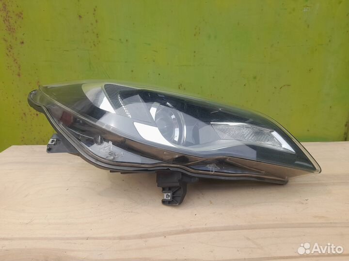 Фара правая Opel Insignia, 2014