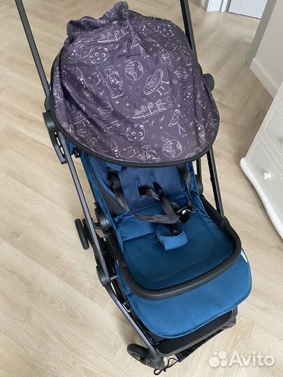 Дополнительный солнцезащитный козырек на коляску