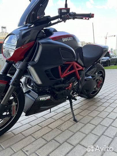 Diavel Carbon (Firetong)