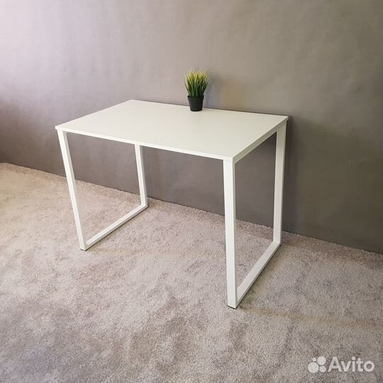 Письменный стол Лофт 100*60 см. Белые ножки