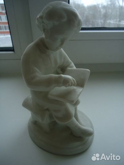 Фарфоровые статуэтки